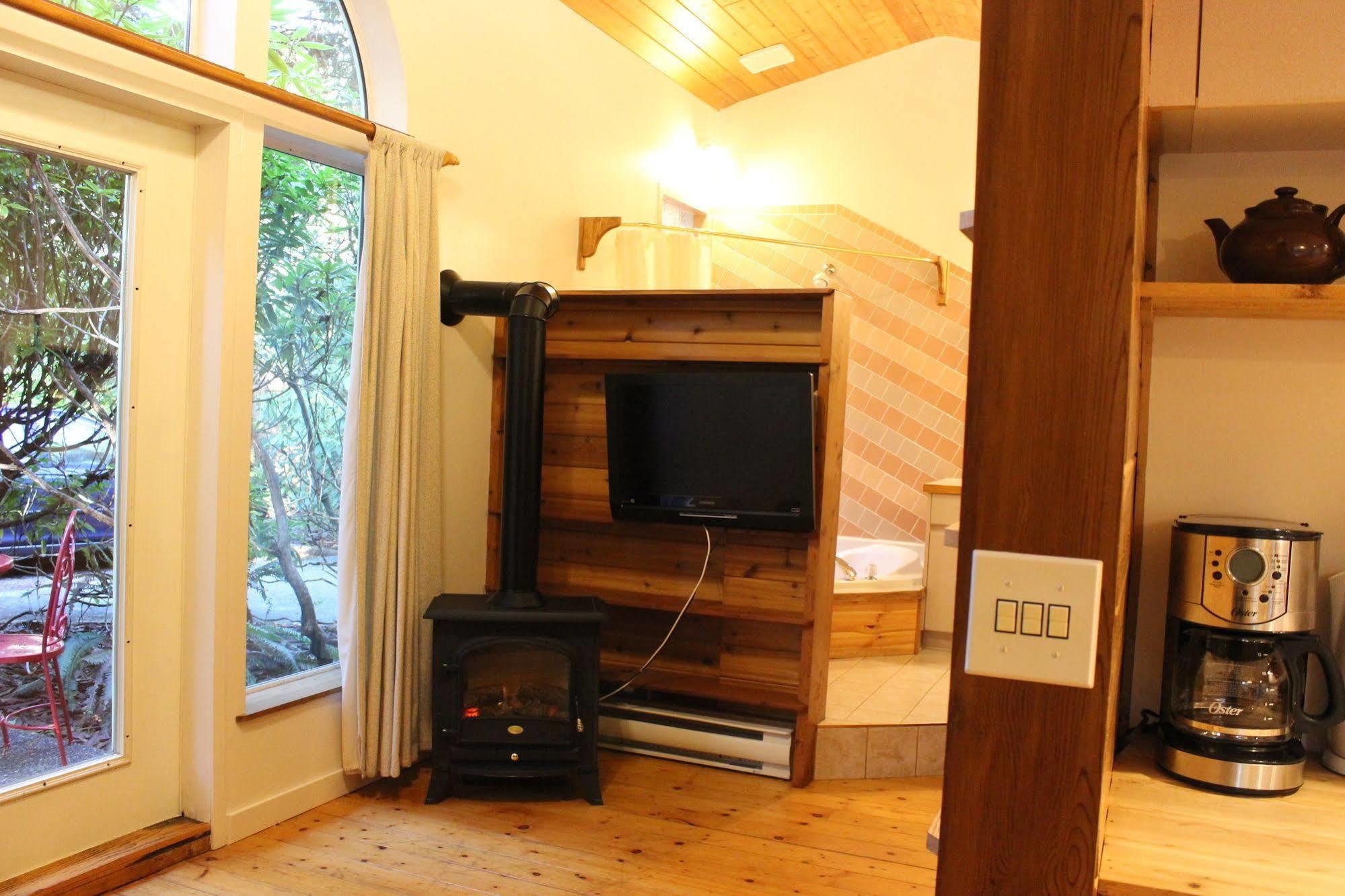 Sea Star Suites Tofino Exteriér fotografie